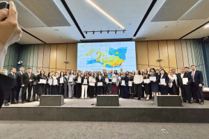 Республика күні қарсаңында «Қазақстанның экспорттық-кредиттік агенттігі» АҚ қызметкерлері марапатталды