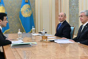 Президент «Бәйтерек» ұлттық басқарушы холдингі» АҚ басқарма төрағасы Рустам Қарағойшинді қабылдады