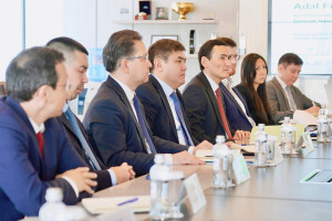 «Бәйтерек» холдингі аграрлық қаржыландыруды дамыту мәселелері бойынша Германия делегациясымен кездесу өткізді